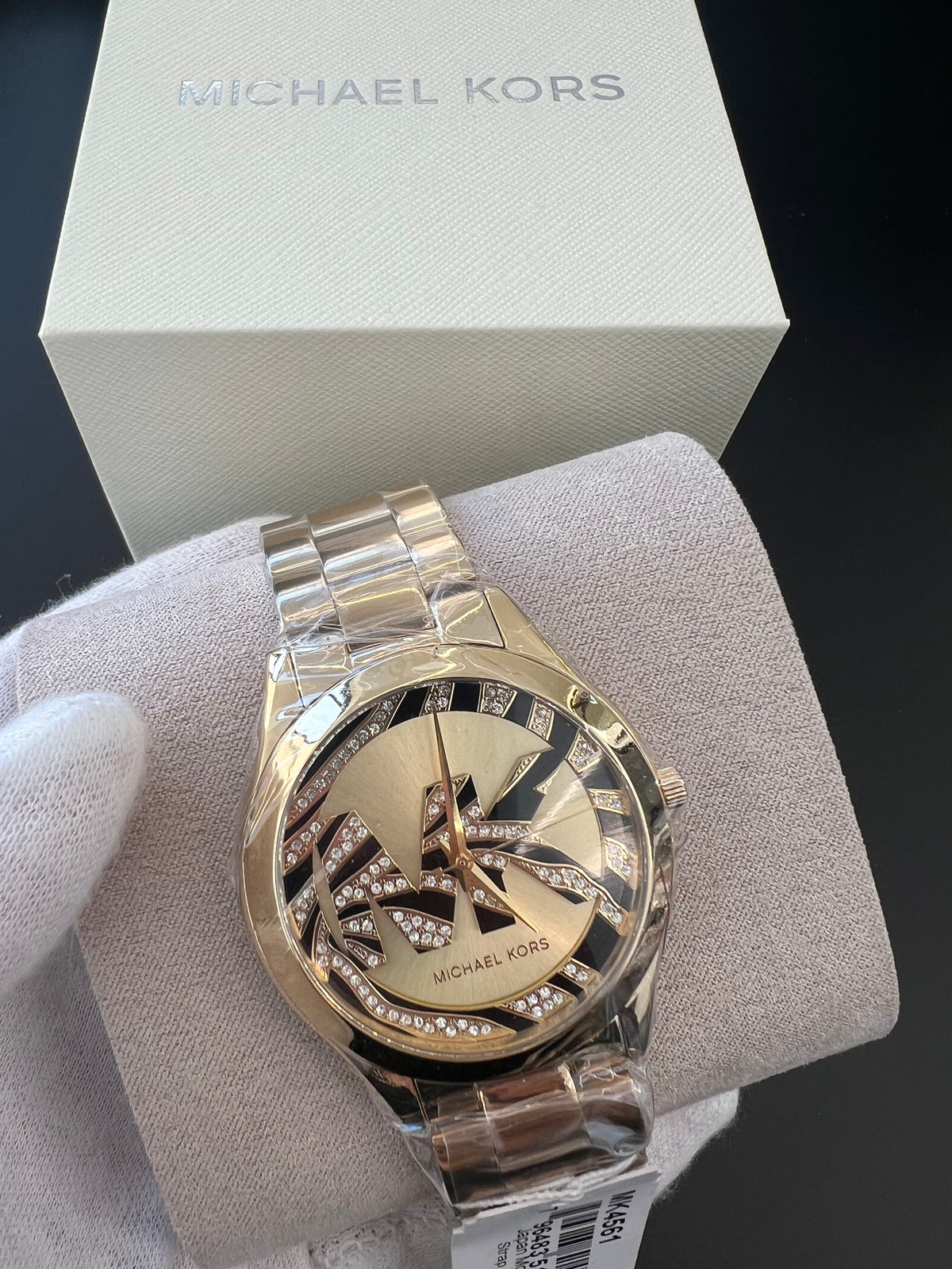 Michael Kors Ladies Watch Slim Runway 42mm Gold