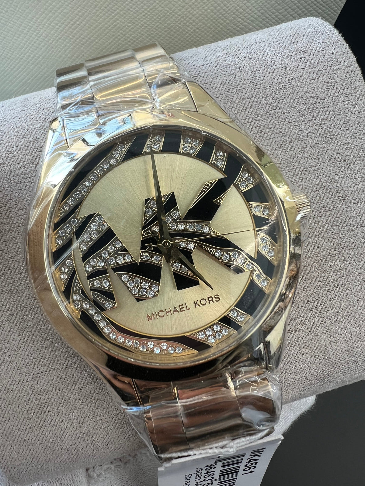 Michael Kors Ladies Watch Slim Runway 42mm Gold